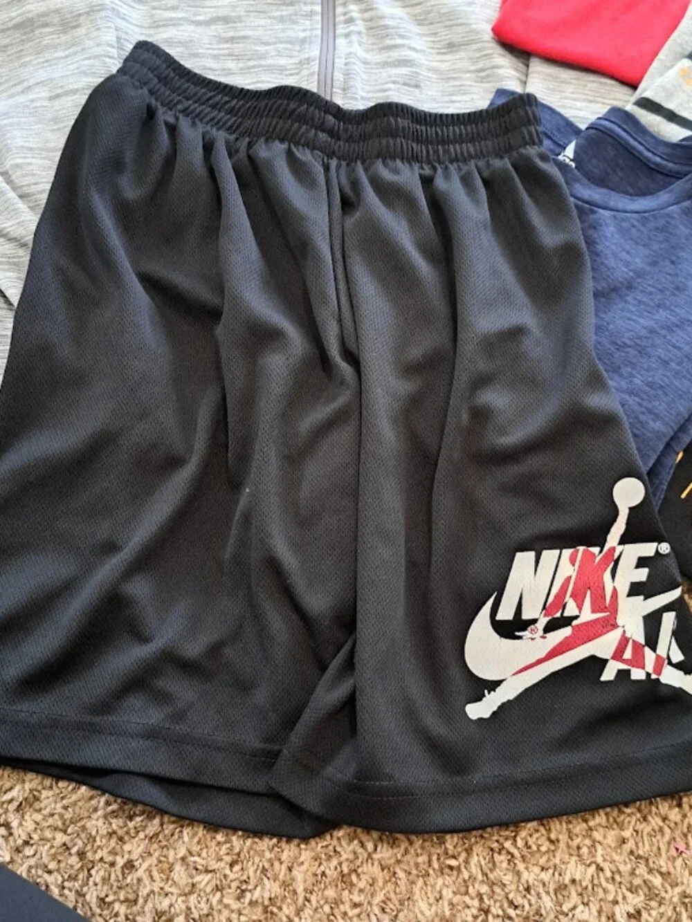 Youth Medium Boys Clothing Lot Shirt jacket Jordan Nike Under armour hurley